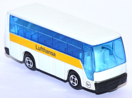 Bus Lufthansa weiß