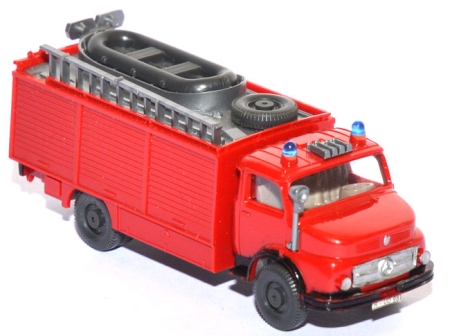 Mercedes-​​​​​Benz L 1413 Rüstwagen mit Boot Feuerwehr