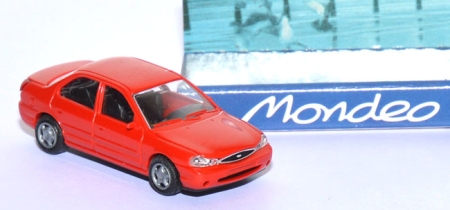 Ford Mondeo Stufenheck rot