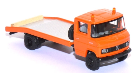Mercedes-Benz L 608 D Abschleppwagen orange