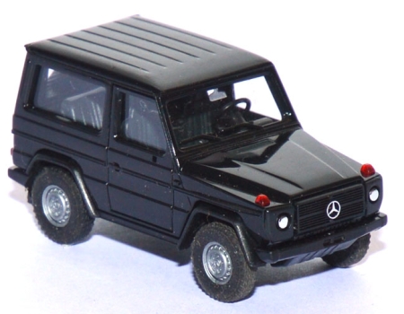 Mercedes-Benz 230 GE schwarz