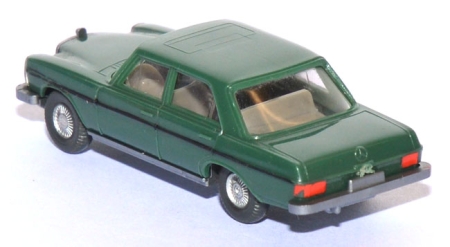 Mercedes-​​​Benz 200/8 patinagrün