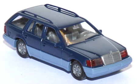 Mercedes-Benz 320 TE dunkelblau