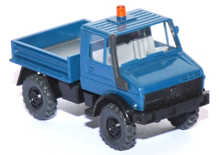 Mercedes-​​​​Benz Unimog U 1700 capriblau