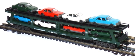 Autoreisezugwagen DDm DB mit 8 Fleischmann-PKW