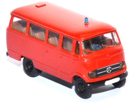Mercedes-​Benz O 319 Bus Feuerwehr rot
