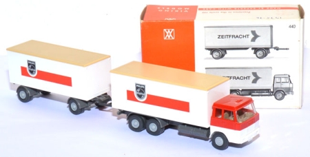 Hanomag-Henschel Kofferlastzug Philips