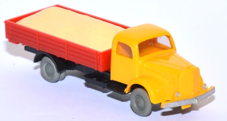 Mercedes-Benz L 5000 Pritschen-LKW mit Sandladung