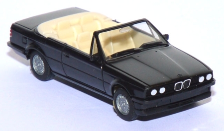 BMW 325i Cabrio schwarz