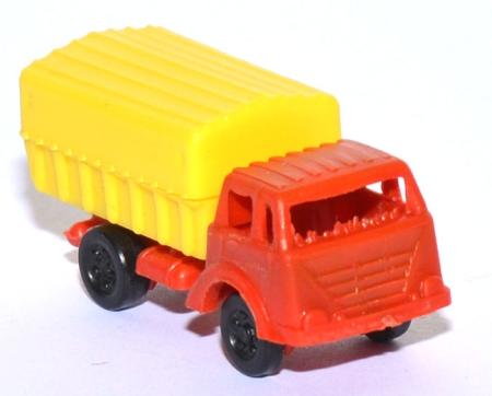 LKW Pritsche mit Plane