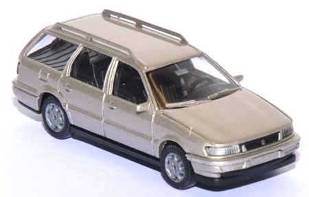 VW Passat 4 Variant messingmetallic