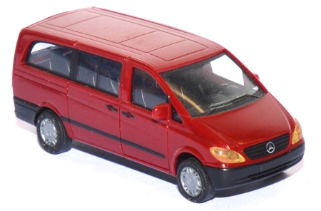 Mercedes-​Benz Vito Bus weinrot