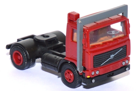 Volvo F 10 Solozugmaschine weinrot