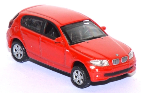 BMW 120i rot