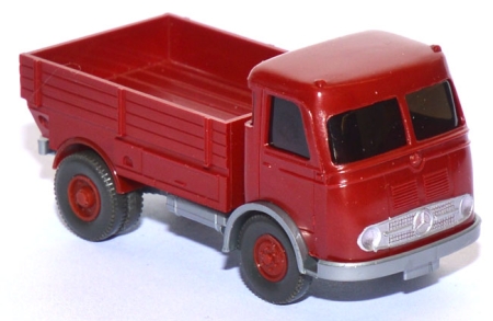 Mercedes-Benz LP 321 Pullman Solozugmaschine