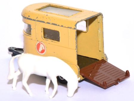 43A Pony Trailer mit einem Pferd cremefarben
