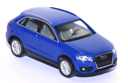 Audi Q3 SUV blau