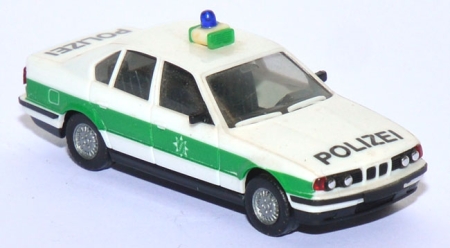 BMW 525i (E34) Bayrische Polizei grün