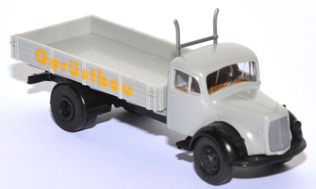 Mercedes-​Benz L 311 Pritschen-​LKW Gerüstbau