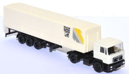 MAN F90 Pritschensattelzug MAN Super Truck