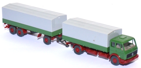 Mercedes-​Benz NG 1632 Pritschenlastzug maigrün