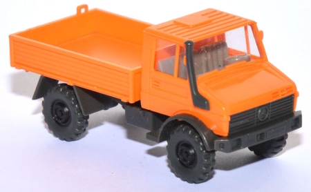 Mercedes-​​​​​​​​Benz Unimog U 1700 L rotorange