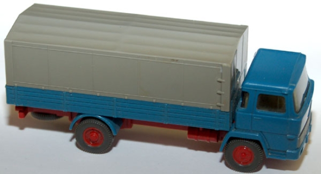 Magirus 100 D 7 Pritschen-Lkw azurblau