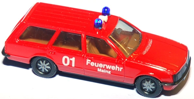 Opel Rekord Caravon 2.0 E Feuerwehr Mainz 01