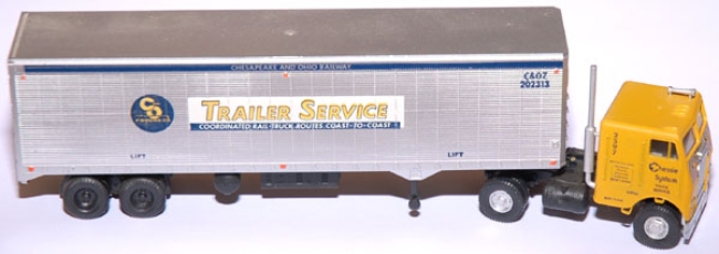 Freightliner w/40' Trailer, Hessie System