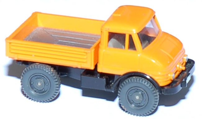 Mercedes-Benz Unimog U 406 orangegelb