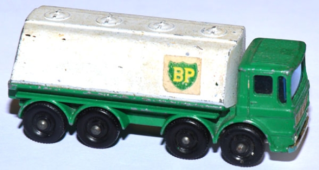 32C Leyland Tanker BP