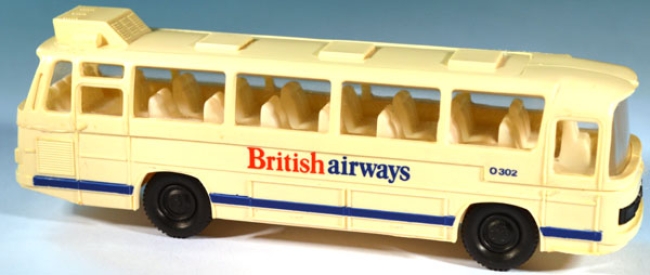 Mercedes-Benz O 302 Autobus British Airways cremeweiß