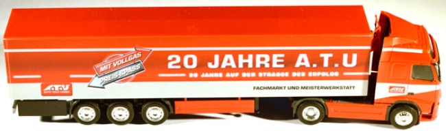 Volvo FH 12 Koffersattelzug 20 Jahre ATU rot