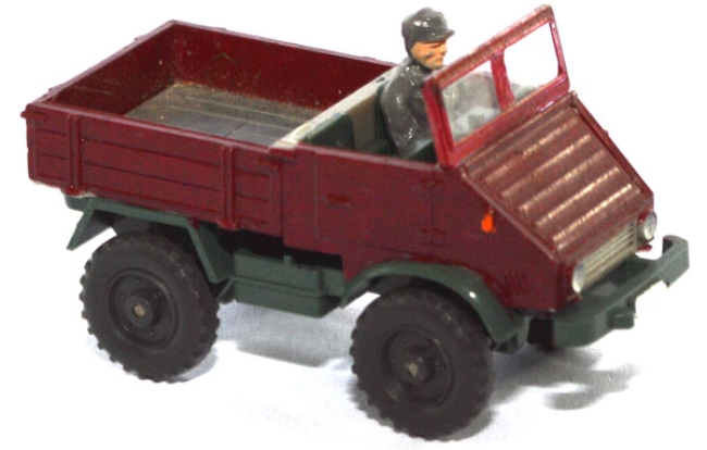 Mercedes-Benz Unimog U 411 offen rotbraun