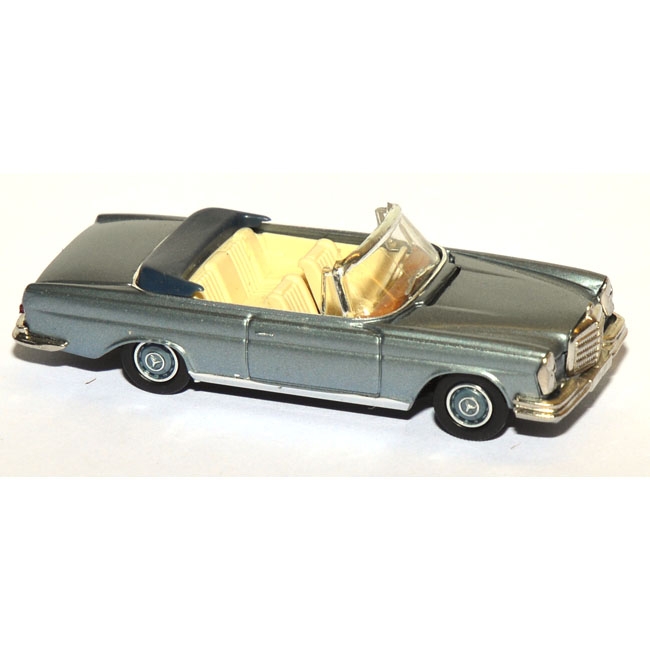 Mercedes-Benz 280 SE 3,5 Cabrio silber-blaumetallic