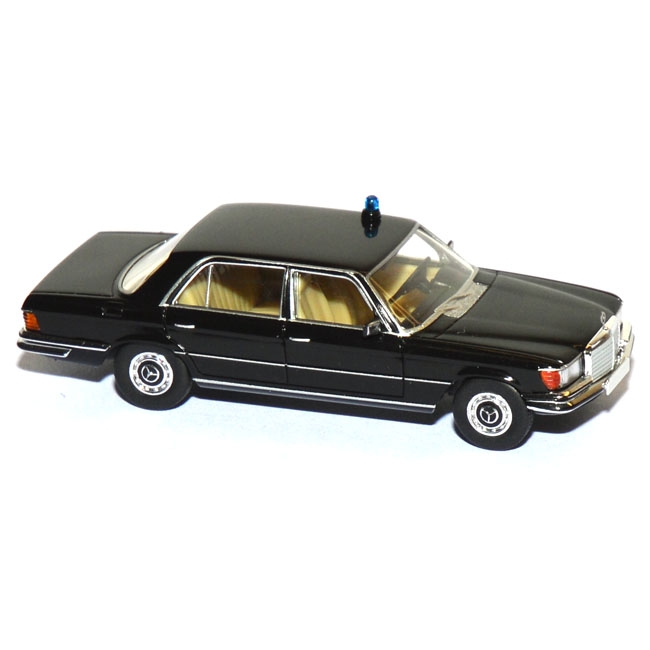 Mercedes-Benz 450 SEL Personenschutz