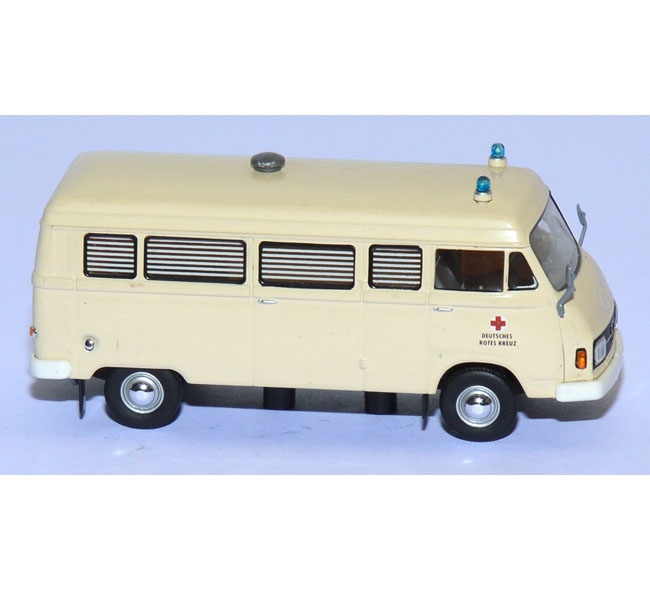 Mercedes-Benz L 206 D Kombi DRK creme