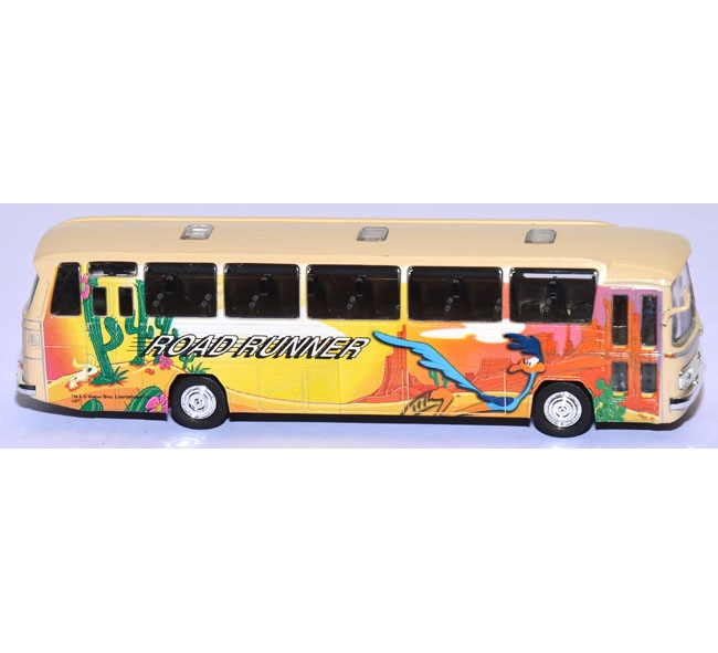 Mercedes-Benz O 305 Reisebus Road Runner creme