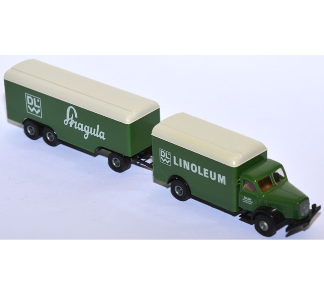 Henschel HS 140 Möbelkoffer-Lastzug DLW Linoleum Stragula grün