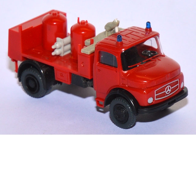 Mercedes-Benz 1113 B/36 Pulverlöschfahrzeug PLF 1500 Feuerwehr rot