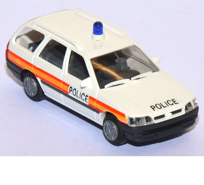 Ford Escort Turnier Police Polizei England weiß