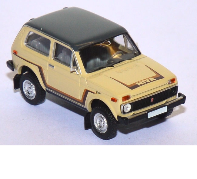 Lada 2121 Niva creme