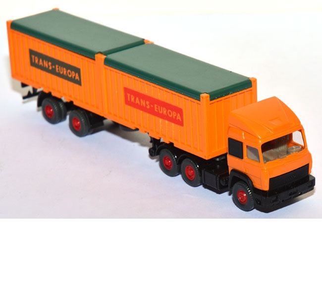 Iveco TurboStar open-top Containersattelzug Trans-Europa orange