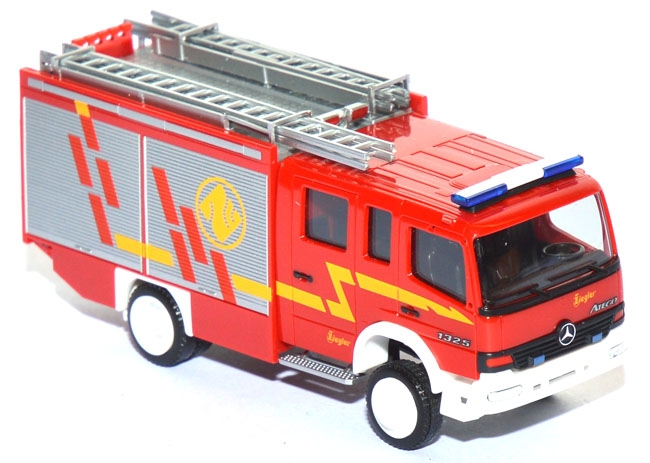 Mercedes-Benz Atego 1325 LF 8/6 Feuerwehr rot