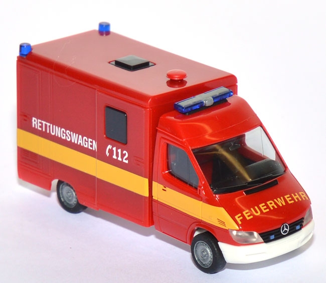 Mercedes-Benz Sprinter RTW Strobel Feuerwehr rot