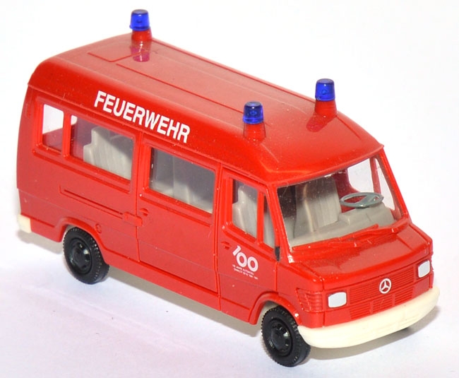 Mercedes-Benz 207 D Bus Hochdach Feuerwehr rot