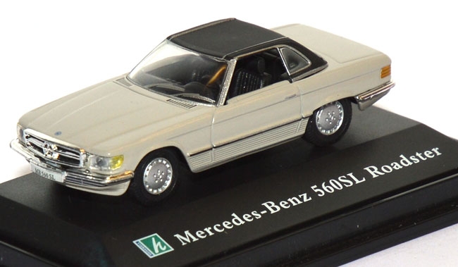 Mercedes-Benz 560 SL Cabrio geschlossen cremeweiß