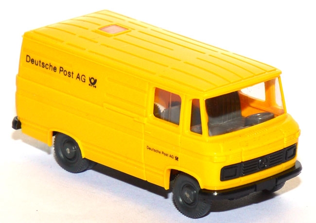 Mercedes-​Benz L 406 Kasten Deutsche Post AG gelb