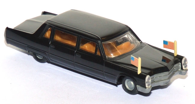 Cadillac Fleetwood Seventy-Five Limousine lang 1966 USA schwarz