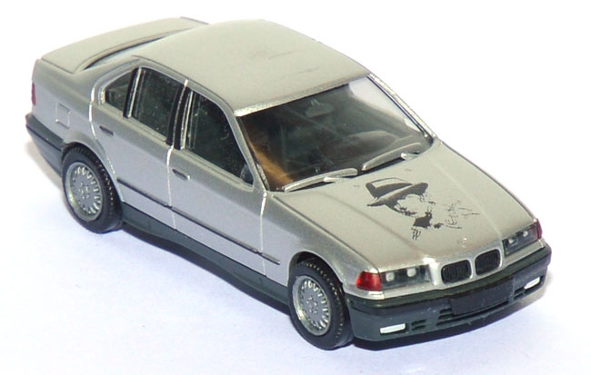 BMW 325i (E36) silbermetallic